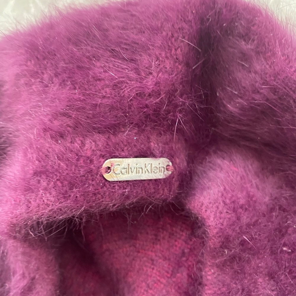 Calvin Klein Women Beanie - Picture 2 of 3